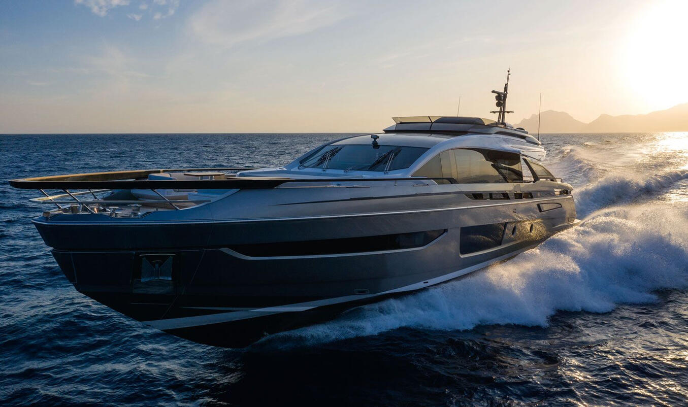 M/Y Lance West